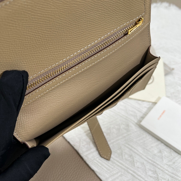 エルメス財布コピー全体デザイン